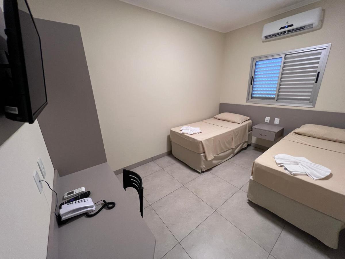Renascer Hotel Terrenos